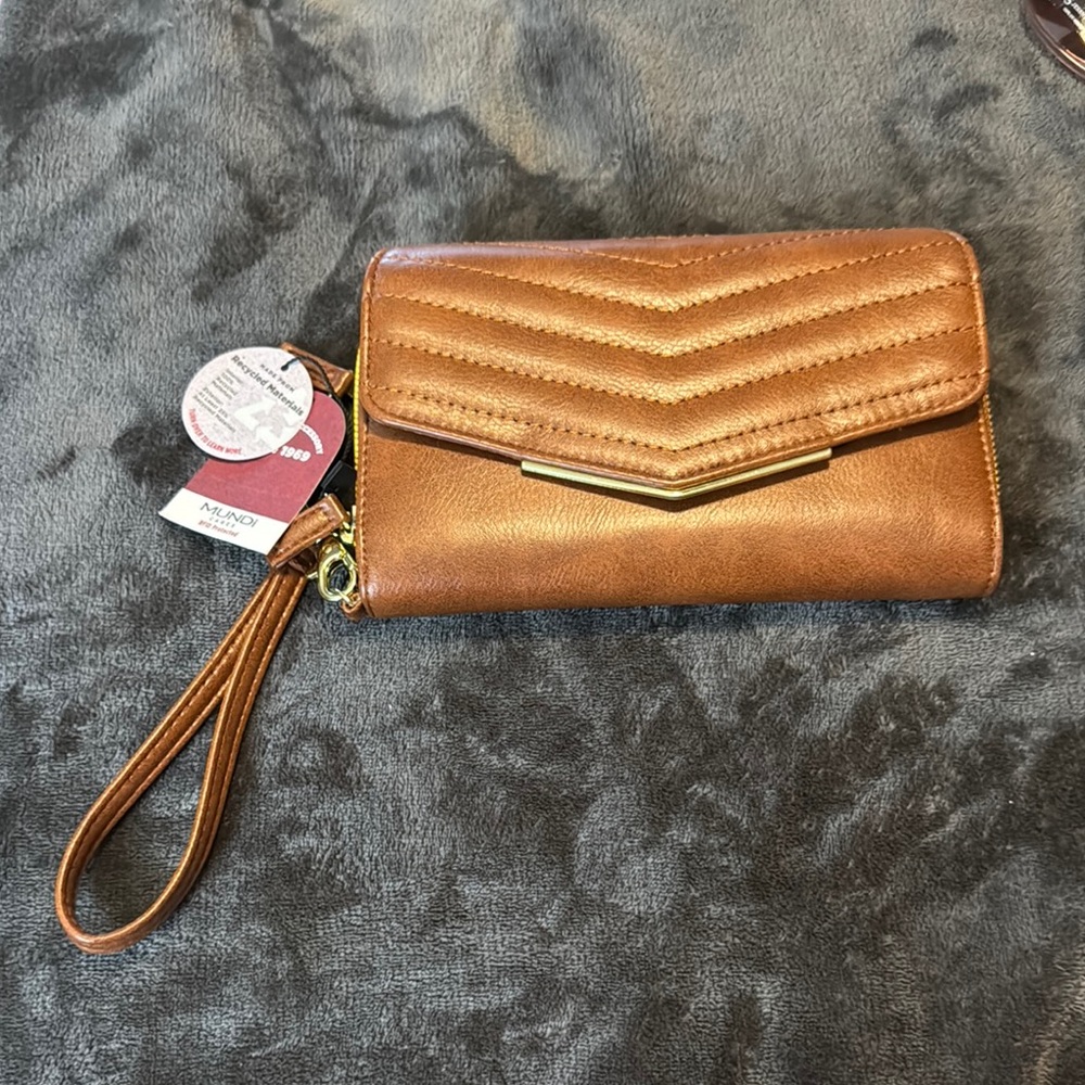 Elegant Brown Wristlet Clutch